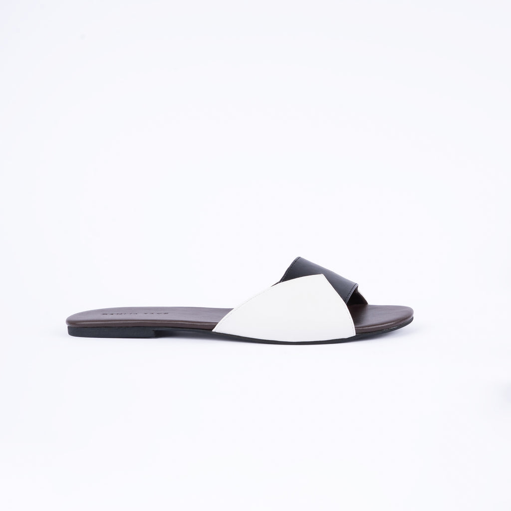 Symmetry Noir Flats