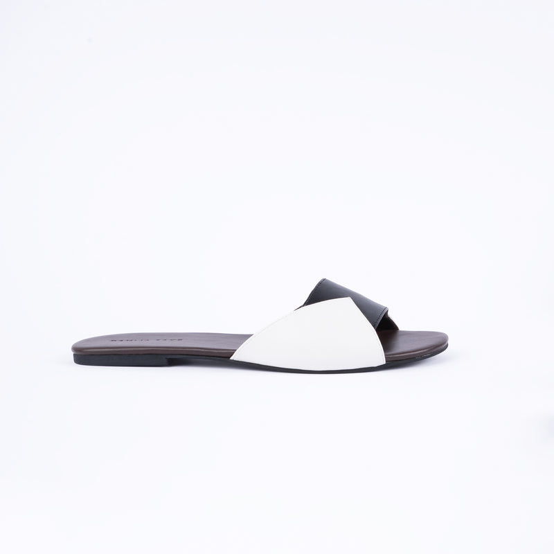Symmetry Noir Flats