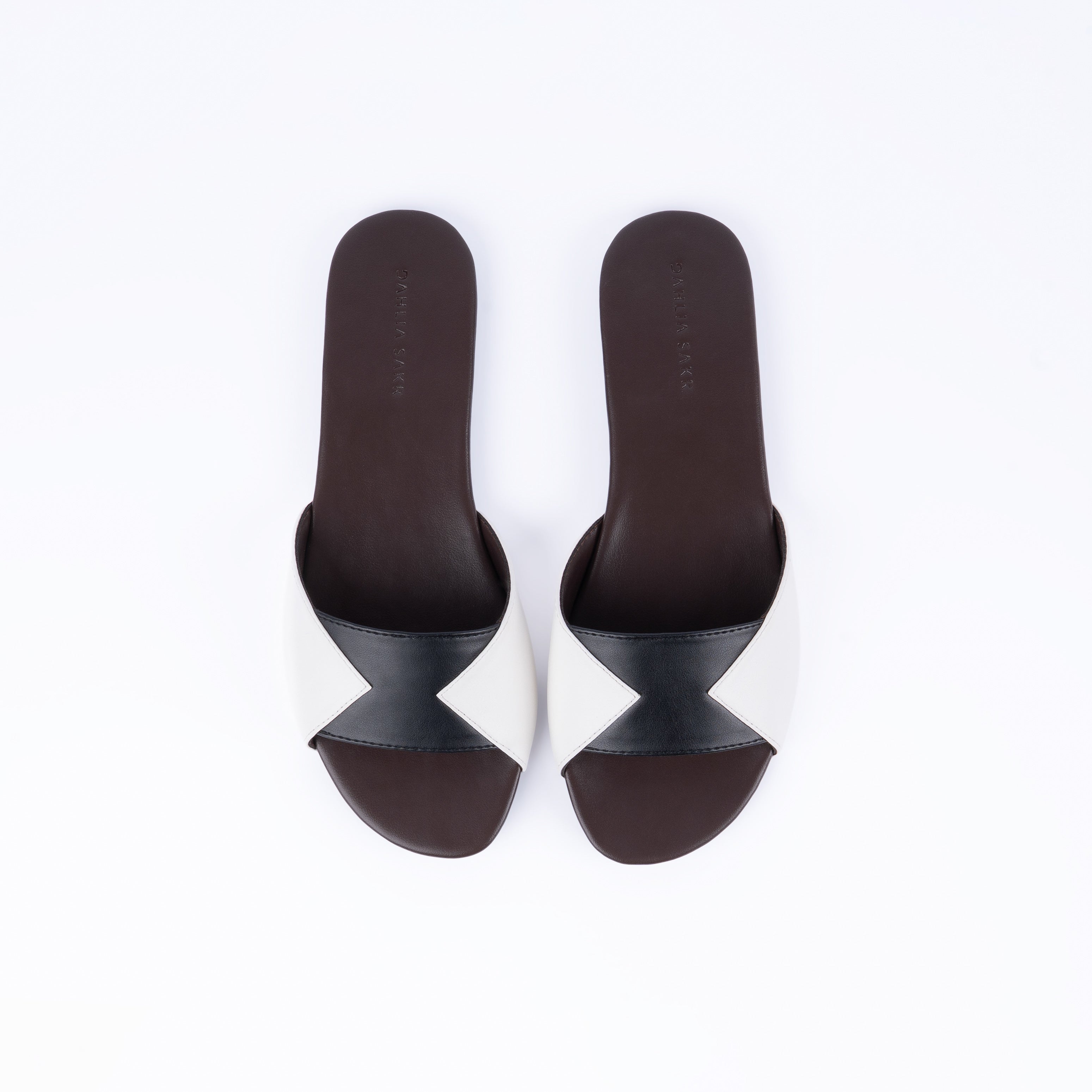 Symmetry Noir Flats